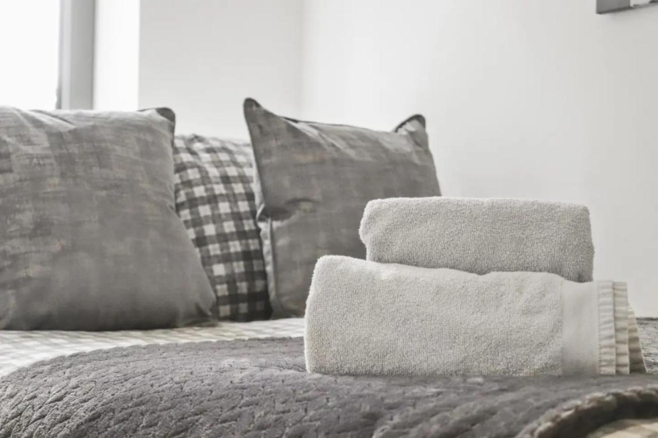 לונדון Centrally Located - Modern - 2Bed - 2Bath Apartment מראה חיצוני תמונה