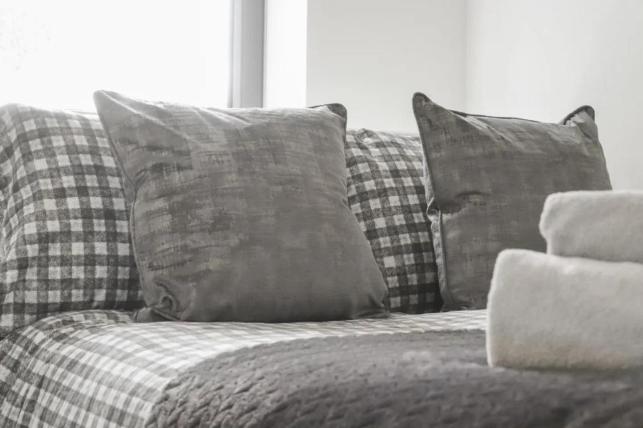 לונדון Centrally Located - Modern - 2Bed - 2Bath Apartment מראה חיצוני תמונה