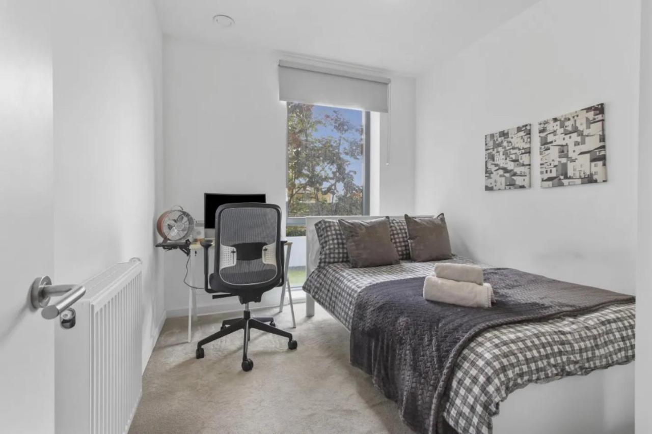 לונדון Centrally Located - Modern - 2Bed - 2Bath Apartment מראה חיצוני תמונה