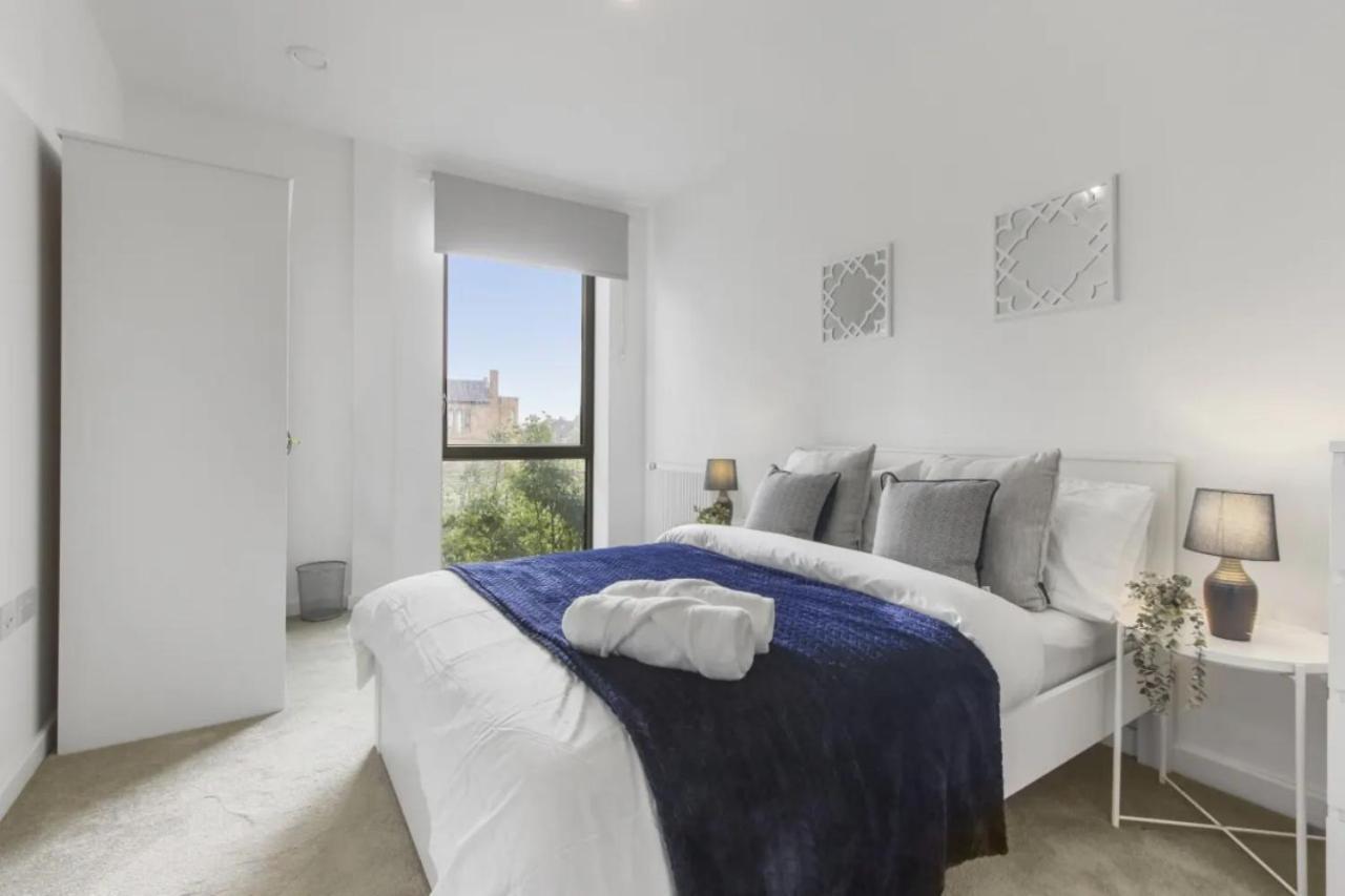 לונדון Centrally Located - Modern - 2Bed - 2Bath Apartment מראה חיצוני תמונה